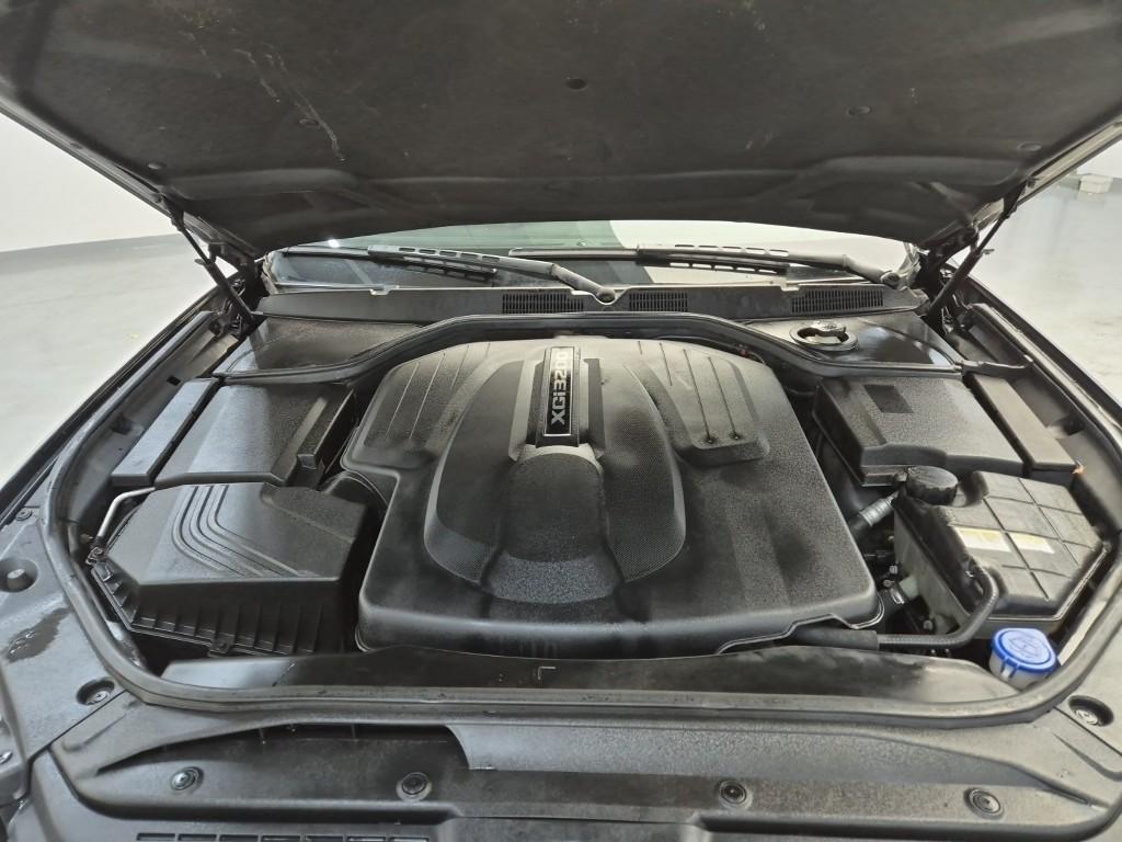 KG MOBILITY(SSANGYONG) New Chairman W CW600 4TRONIC