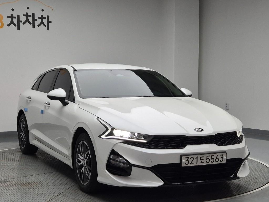 Kia K5 New DL3 Prestige 2.0 Gasoline — фото 4