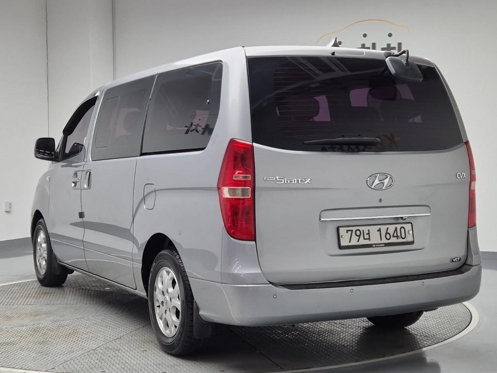 Hyundai Starex Grand CVX Deluxe 2.5 VGT/ WGT Wagon 3