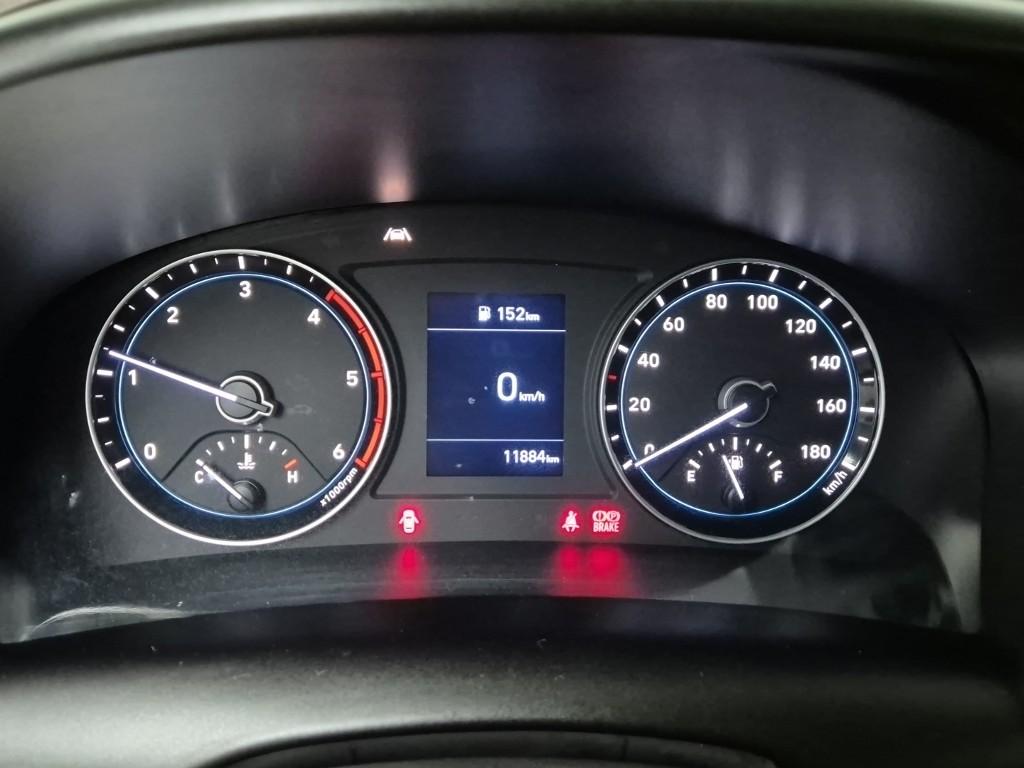 Hyundai Porter II LPG Manual LPG Wing body Manual Long Wheelbase Super Cab 6