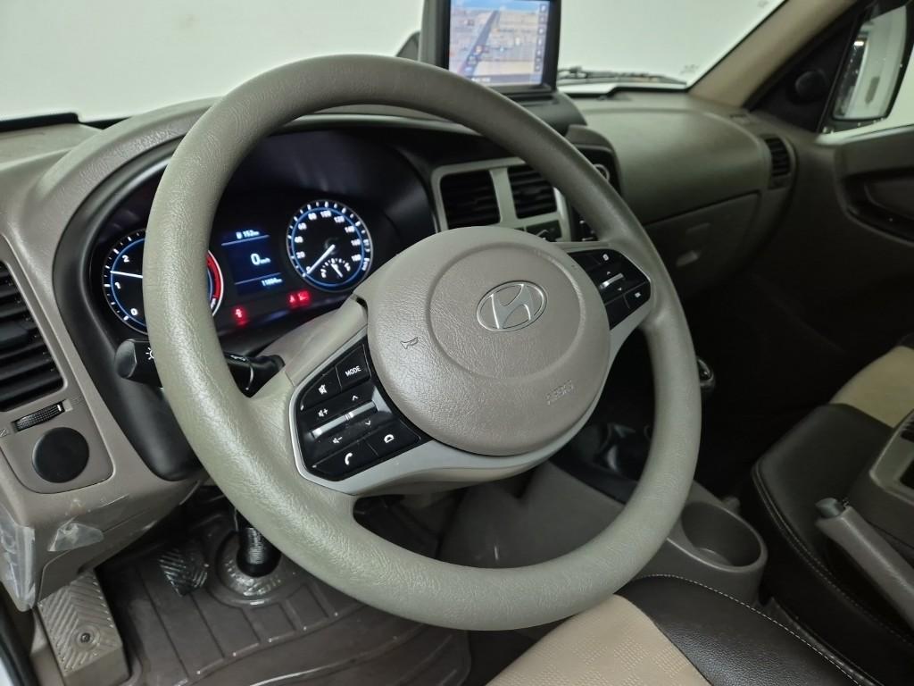 Hyundai Porter II LPG Manual LPG Wing body Manual Long Wheelbase Super Cab 9