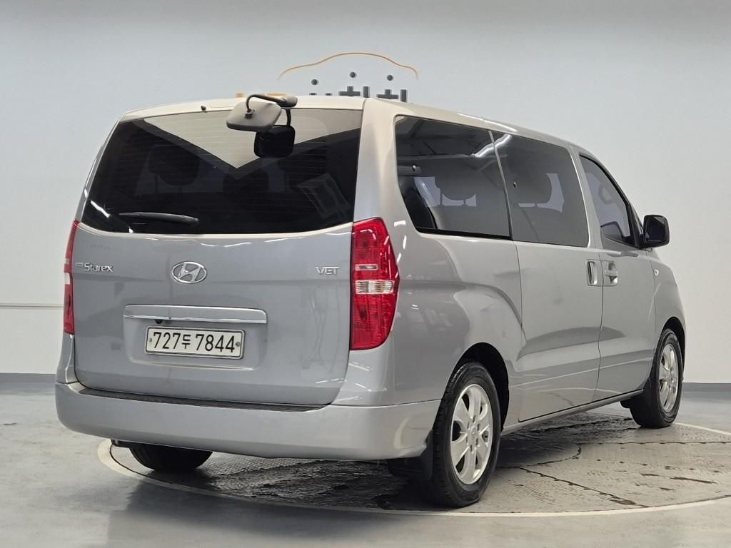 Hyundai Starex Grand Smart 2.5 WGT/ VGT Wagon M/ T 4