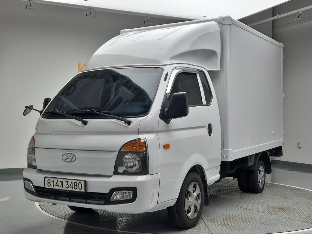 Hyundai Porter II Super Cab High Fixed Floor Long Wheelbase Super Cab 2
