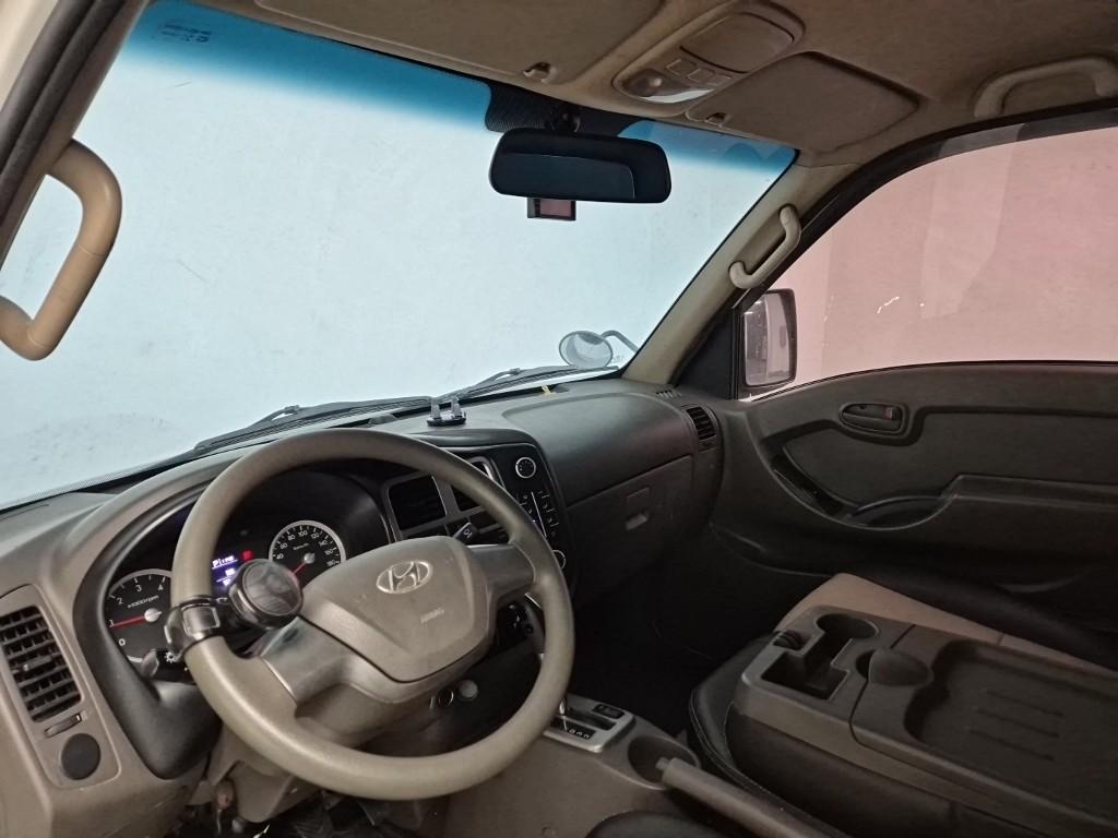 Hyundai Porter II Super Cab High Fixed Floor Long Wheelbase Super Cab 7