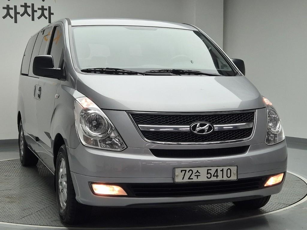 Hyundai Starex Grand CVX Luxury 2.5 VGT Wagon 5