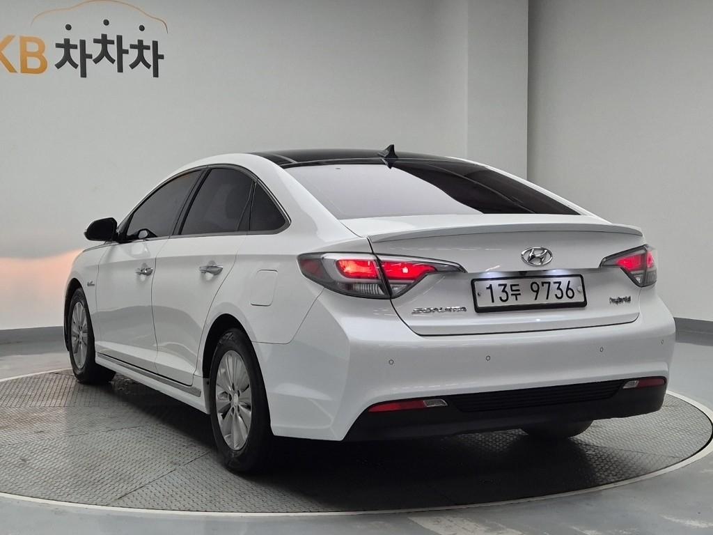 Hyundai Sonata LF Hybrid Modern 2.0 HEV 3