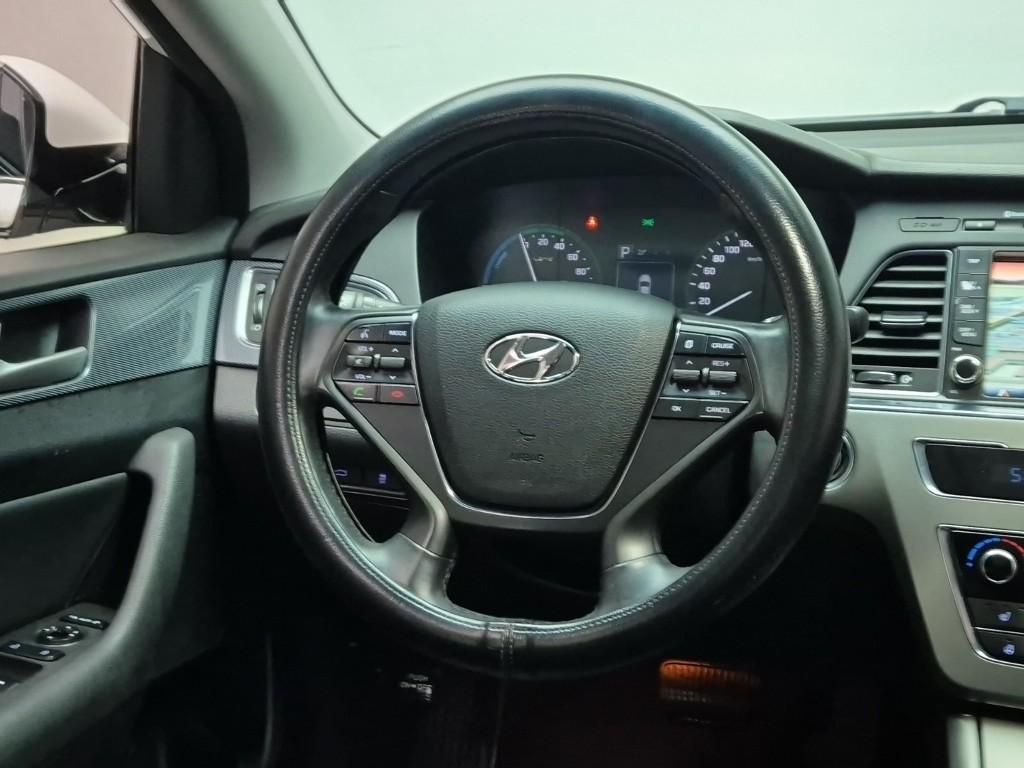 Hyundai Sonata LF Hybrid Modern 2.0 HEV 10