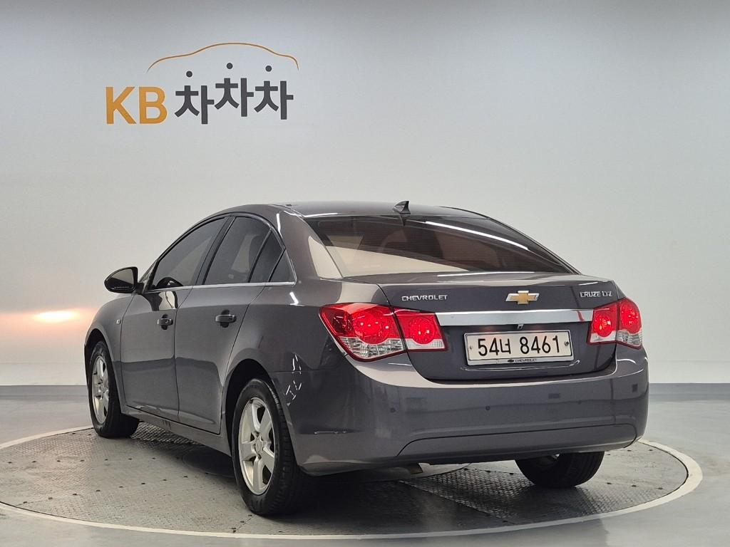 Chevrolet Cruze LTZ 1.8 Gasoline 3