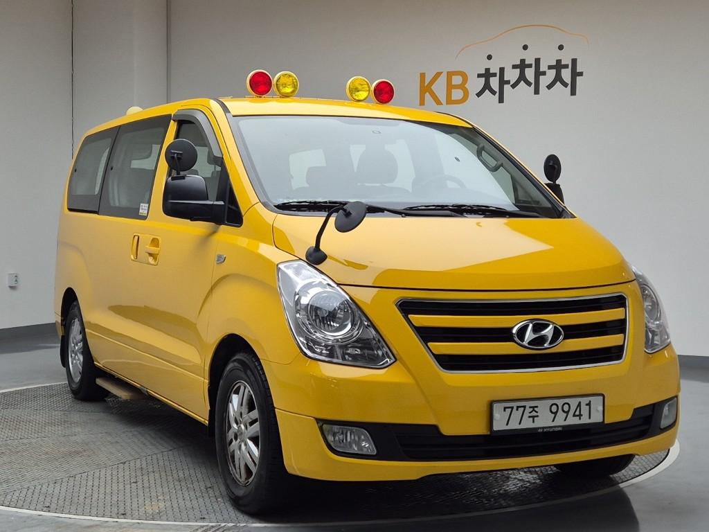 Hyundai Starex Grand Smart 2.5 VGT/ WGT Wagon 5