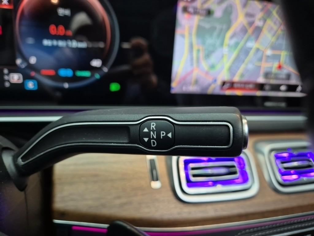 Mercedes-Benz GLE-Class GLE450 4MATIC 9