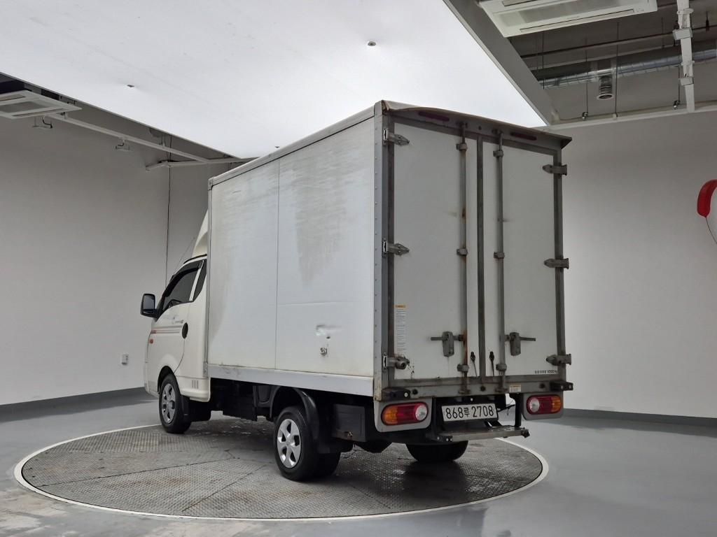 Hyundai Porter II Super Cab High Fixed Floor Long Wheelbase Super Cab 3