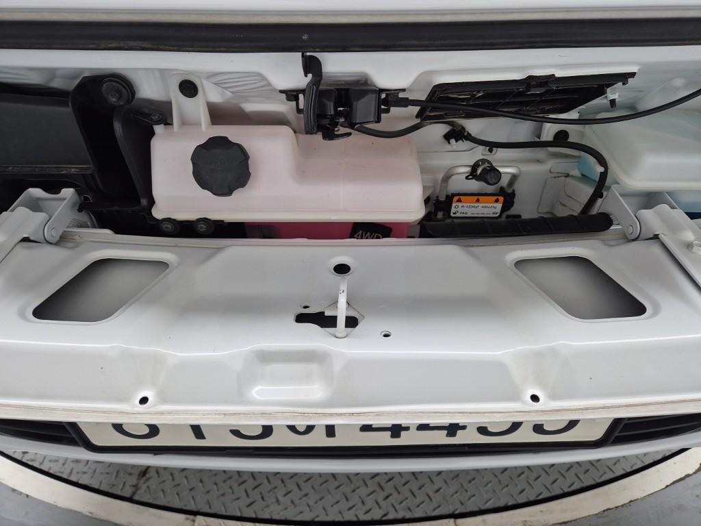 Hyundai Porter II Long Wheelbase Style Long Wheelbase Double Cab 4WD 6