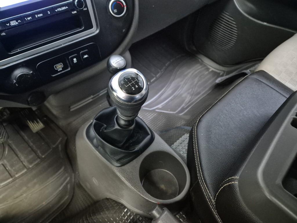 Hyundai Porter II Long Wheelbase Style Long Wheelbase Double Cab 4WD 9