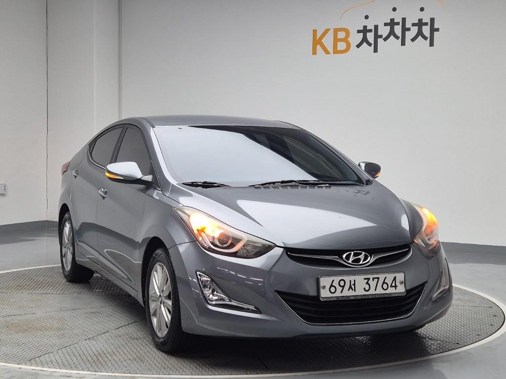Hyundai Avante MD Smart 1.6 GDi 5