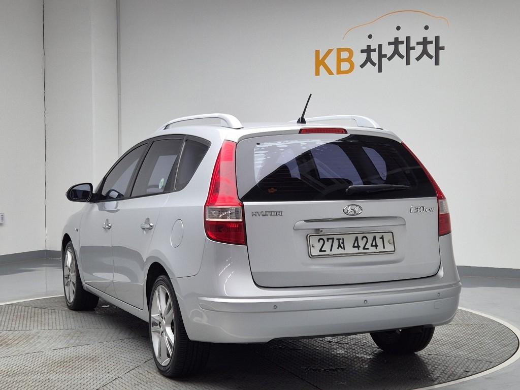 Hyundai i30 i30cw Luxury 1.6 VGT 3