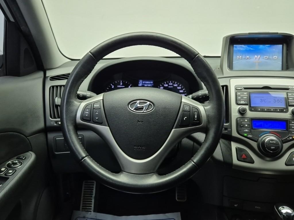 Hyundai i30 i30cw Luxury 1.6 VGT 10