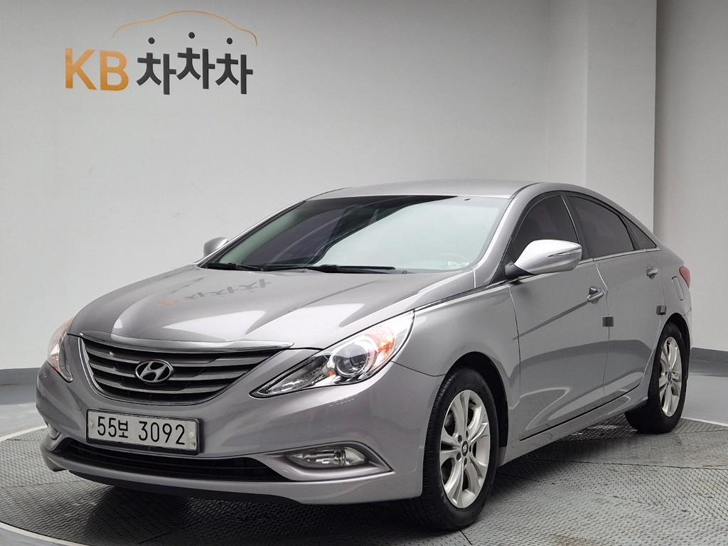 Hyundai Sonata YF Premier 2.0 VVT 2