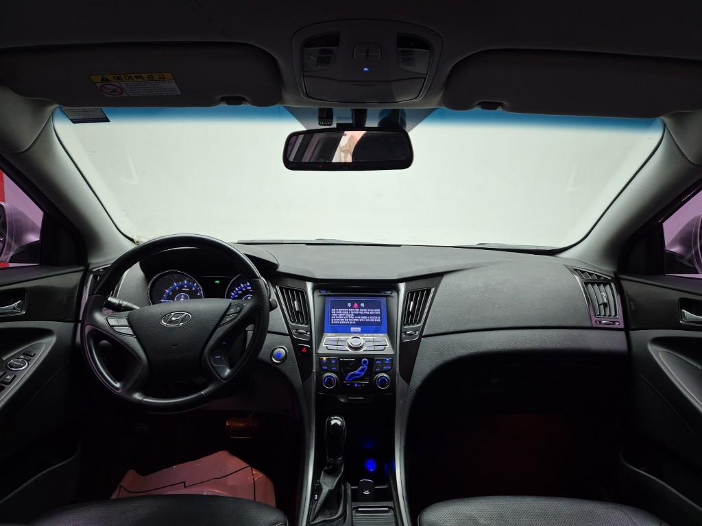 Hyundai Sonata YF Premier 2.0 VVT 8