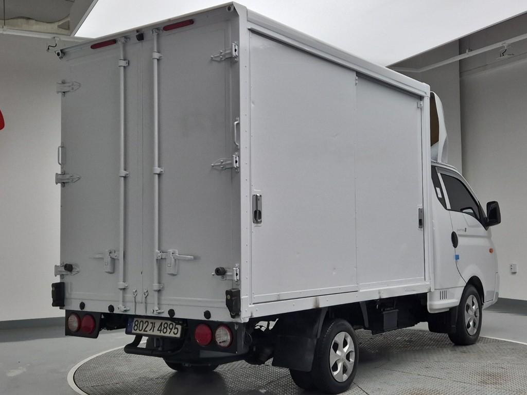 Hyundai Porter II Long Wheelbase Smart LPG Long Wheelbase Super Cab 4