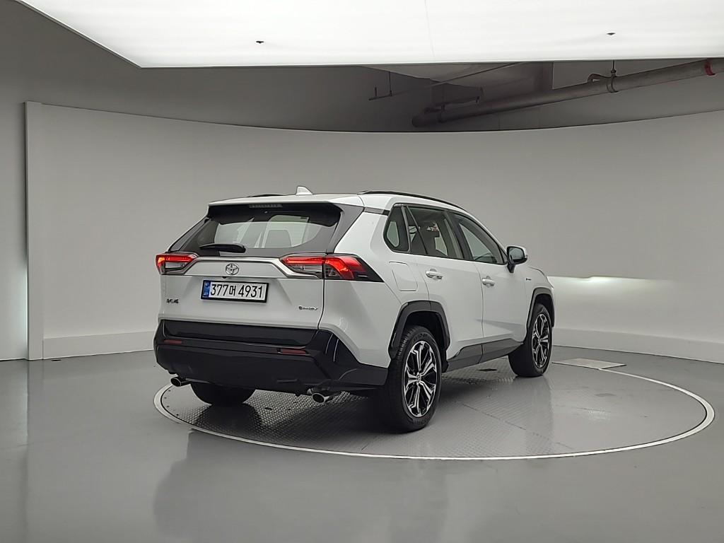 Toyota RAV4 XSE 2.5 PHEV AWD 5