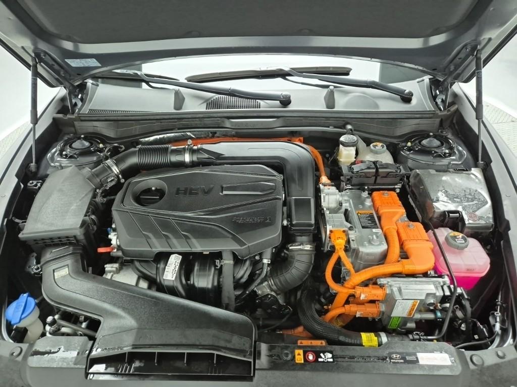 Hyundai Sonata The Edge Hybrid Premium Hybrid — фото 5