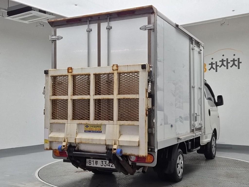 Hyundai Porter II Super Cab High Fixed Floor Long Wheelbase Super Cab 4