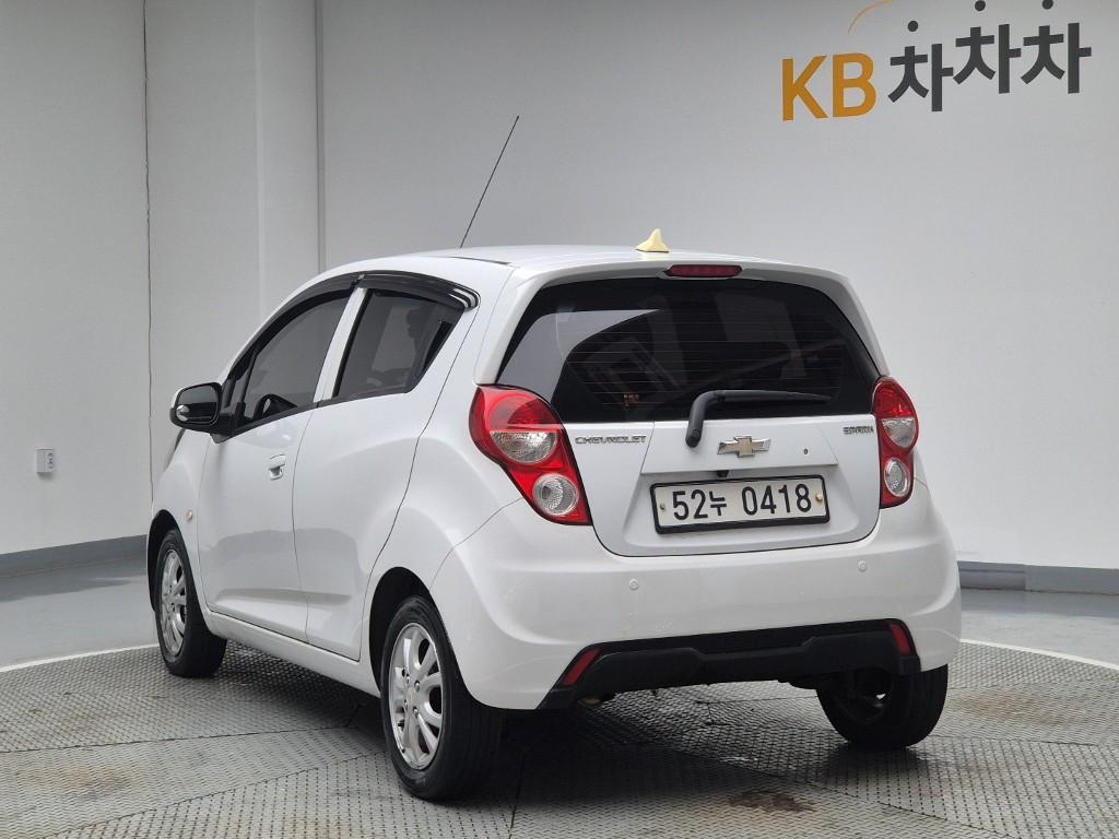 Chevrolet Spark LS Gasoline 3
