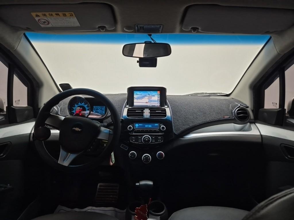 Chevrolet Spark LS Gasoline 8