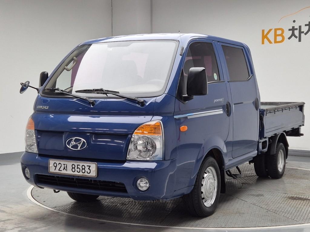Hyundai Porter II Long Wheelbase Deluxe Long Wheelbase Double Cab 2