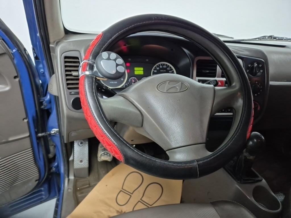 Hyundai Porter II Long Wheelbase Deluxe Long Wheelbase Double Cab 9