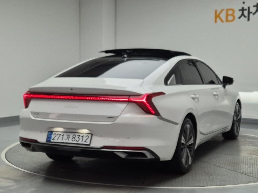 Kia K8 Hybrid Noblesse Hybrid — фото 3