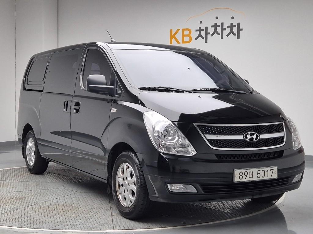 Hyundai Starex Grand CVX Luxury 2.5 VGT/ WGT 5 Van 5