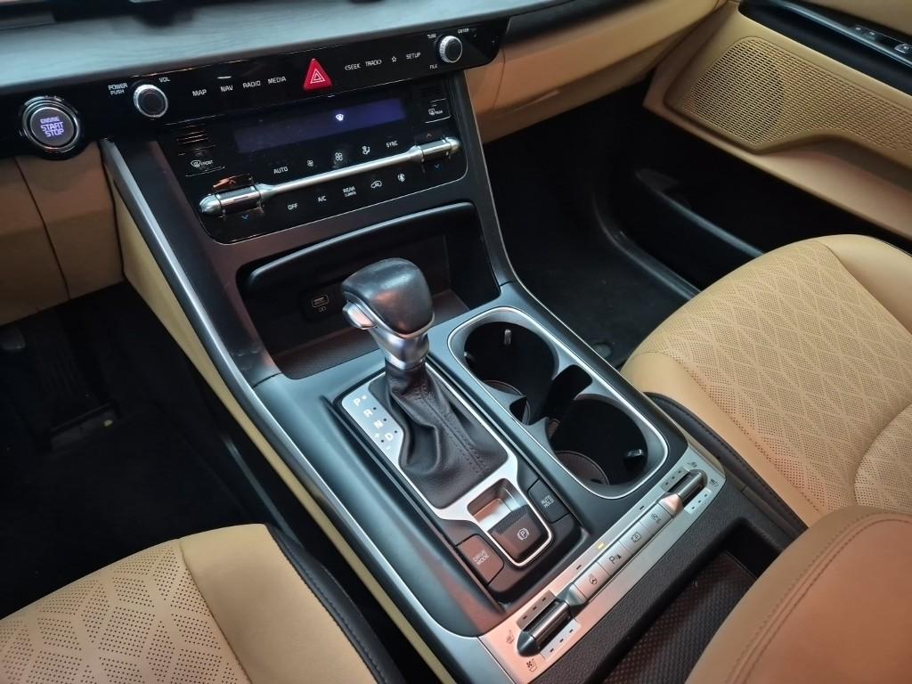 Kia Carnival New KA4 Prestige D2.2 Diesel 9