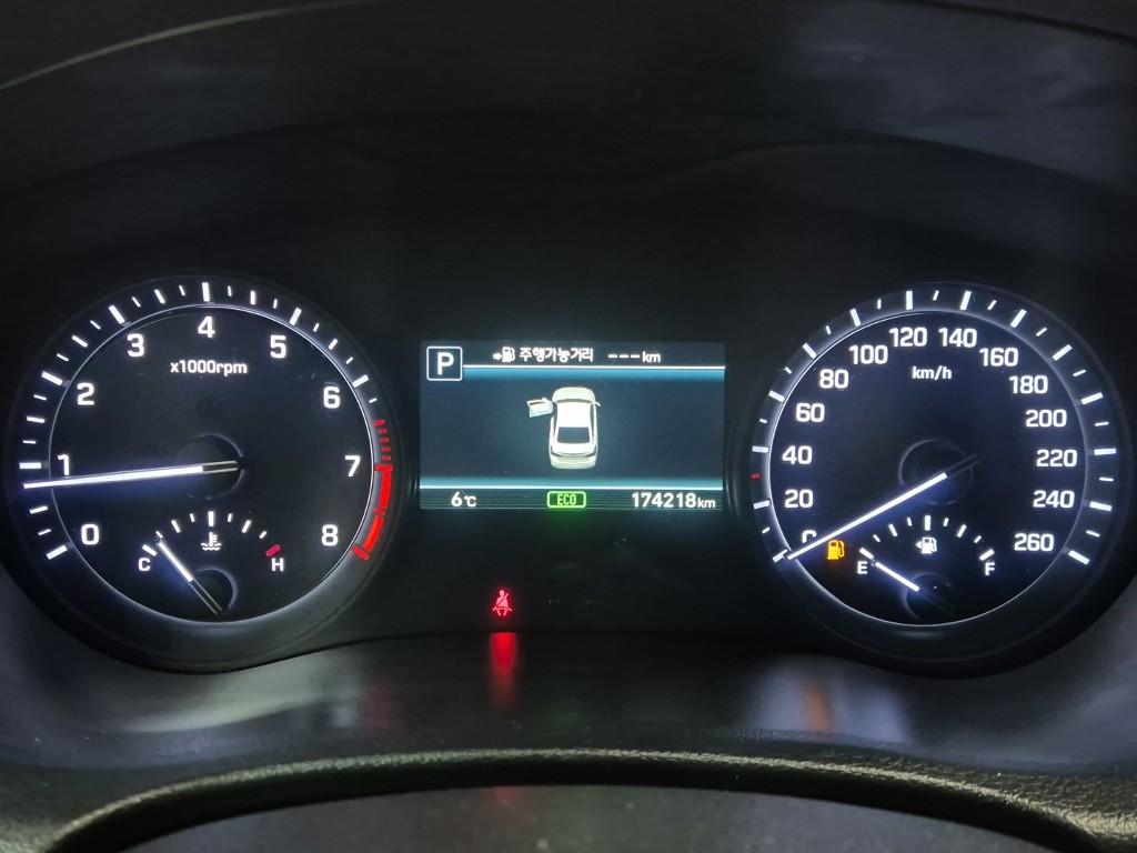 Genesis G80 Premium Luxury 3.3 V6 GDi AWD 7