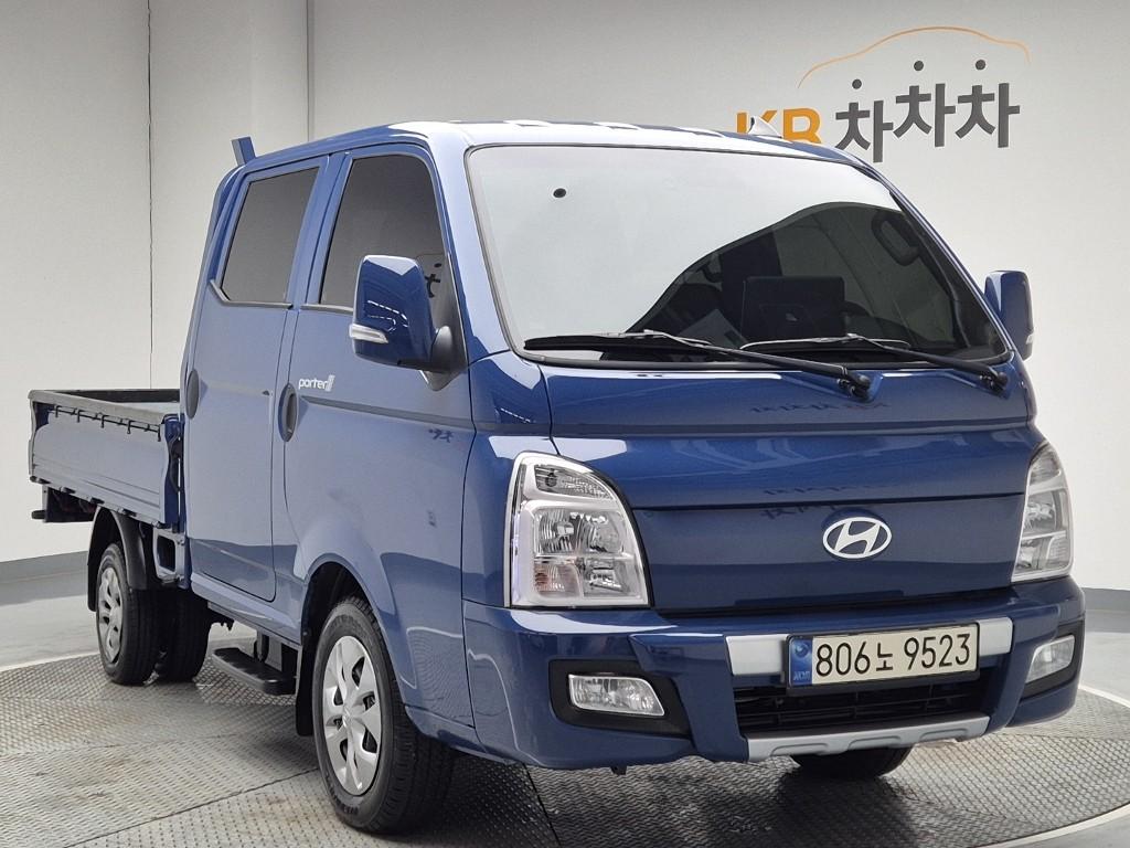 Hyundai Porter II Long Wheelbase Premium LPG 2.5 Turbo Long Wheelbase Double Cab 5