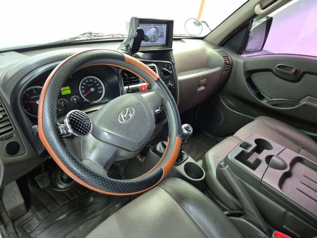 Hyundai Porter II Super Cab High Fixed Floor Long Wheelbase Super Cab 7