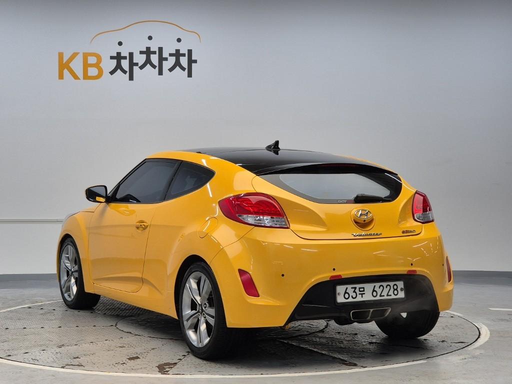 Hyundai Veloster DCT Pack 1.6 GDI DCT 3
