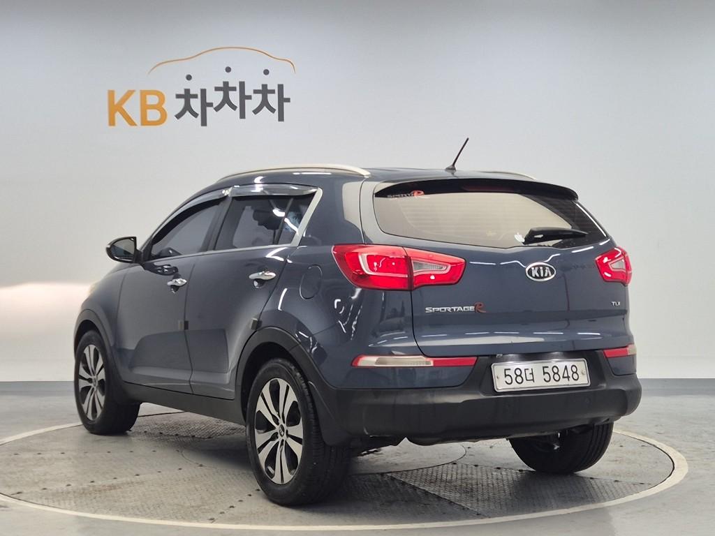 Kia Sportage 2012 photo 2