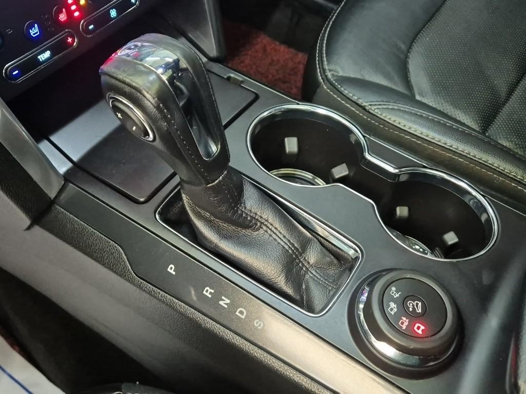 FORD Explorer (5th Generation) 2.3 AWD