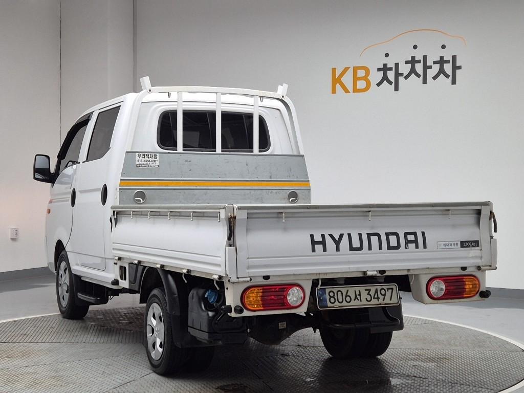 Hyundai Porter II Long Wheelbase Style Long Wheelbase Double Cab 3