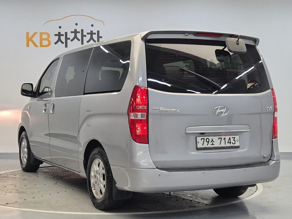 Hyundai Starex Grand CVX Luxury 2.5 VGT/ WGT Wagon 3