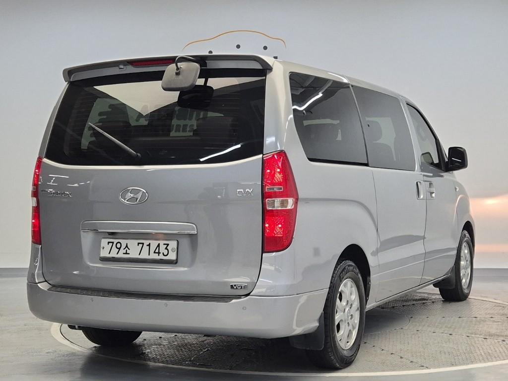Hyundai Starex Grand CVX Luxury 2.5 VGT/ WGT Wagon 4