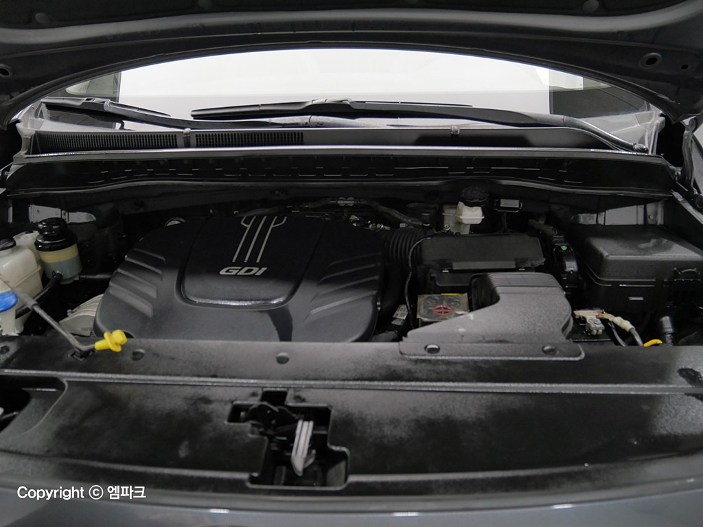 Kia Carnival 2016 photo 5