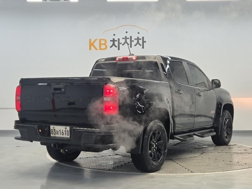 Chevrolet Colorado Real New Z71-X Midnight 3.6L V6 Gasoline 4WD 4