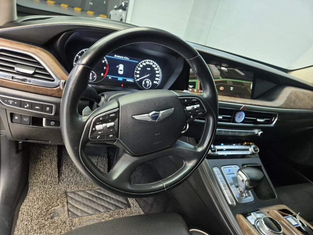 Genesis G90 Prestige 3.8 GDi AWD 10