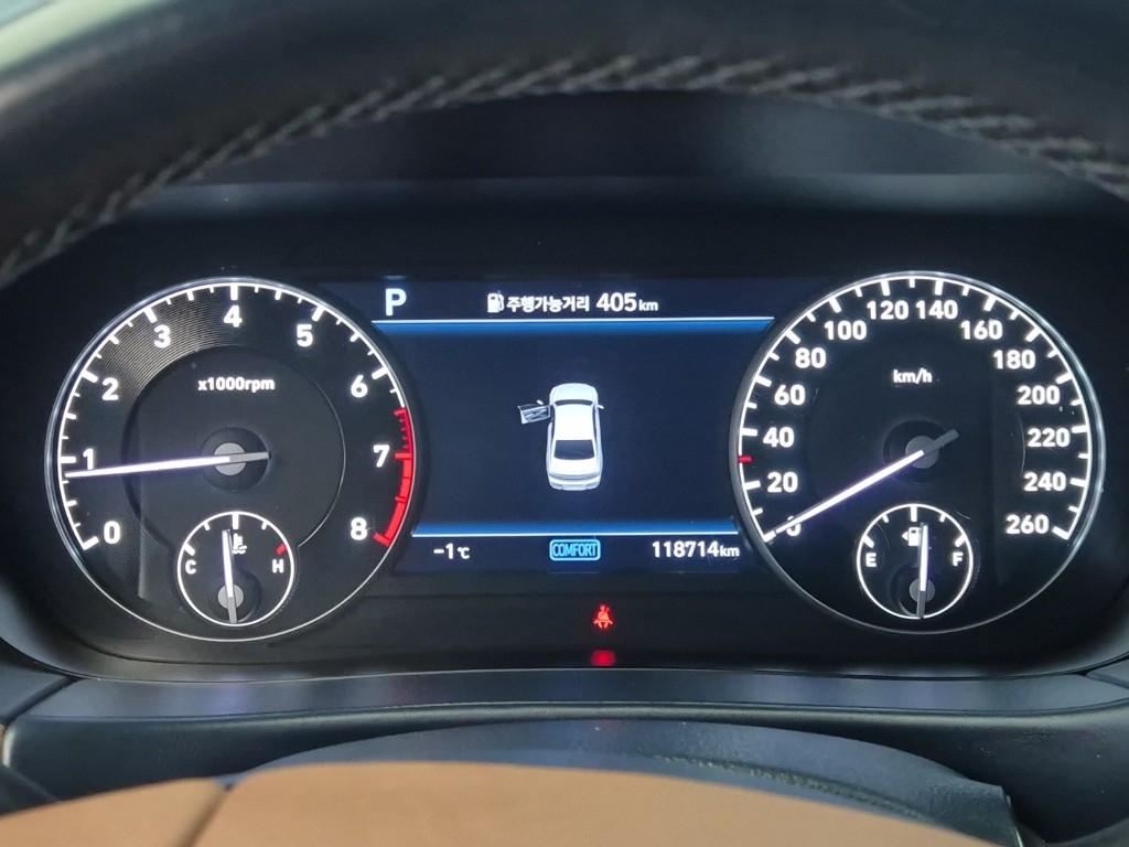 Genesis G90 5.0L GDi AWD 7