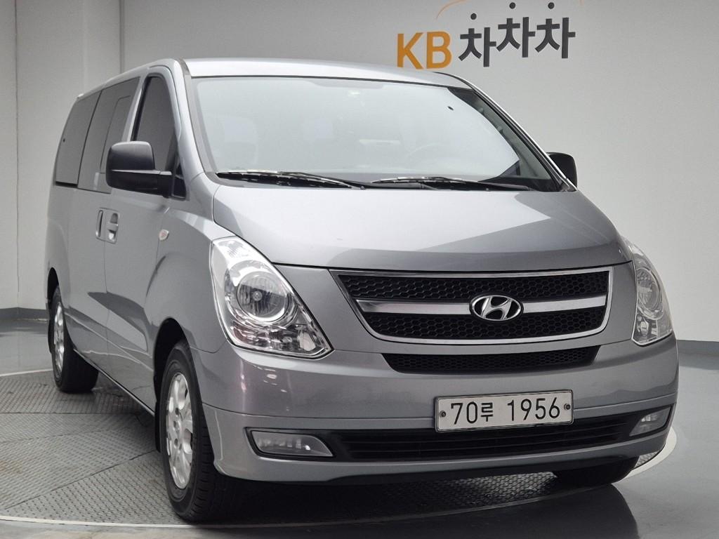 Hyundai Starex Grand CVX Luxury 2.5 VGT/ WGT Wagon 5