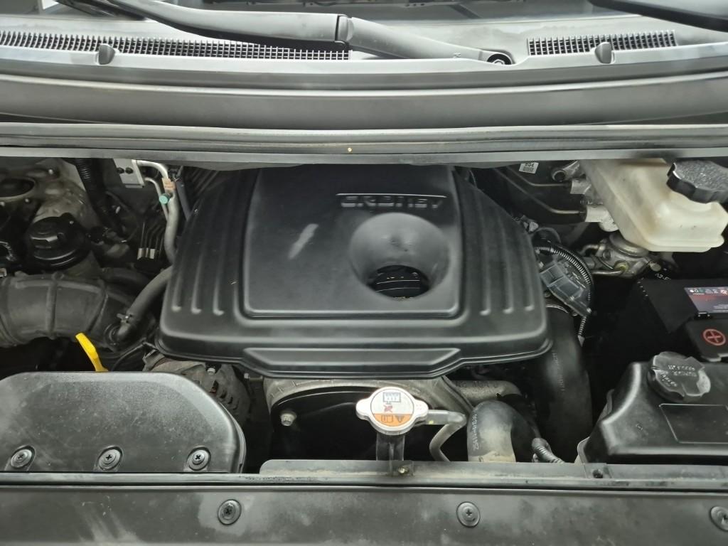 Hyundai Starex Grand CVX Luxury 2.5 VGT/ WGT Wagon 6