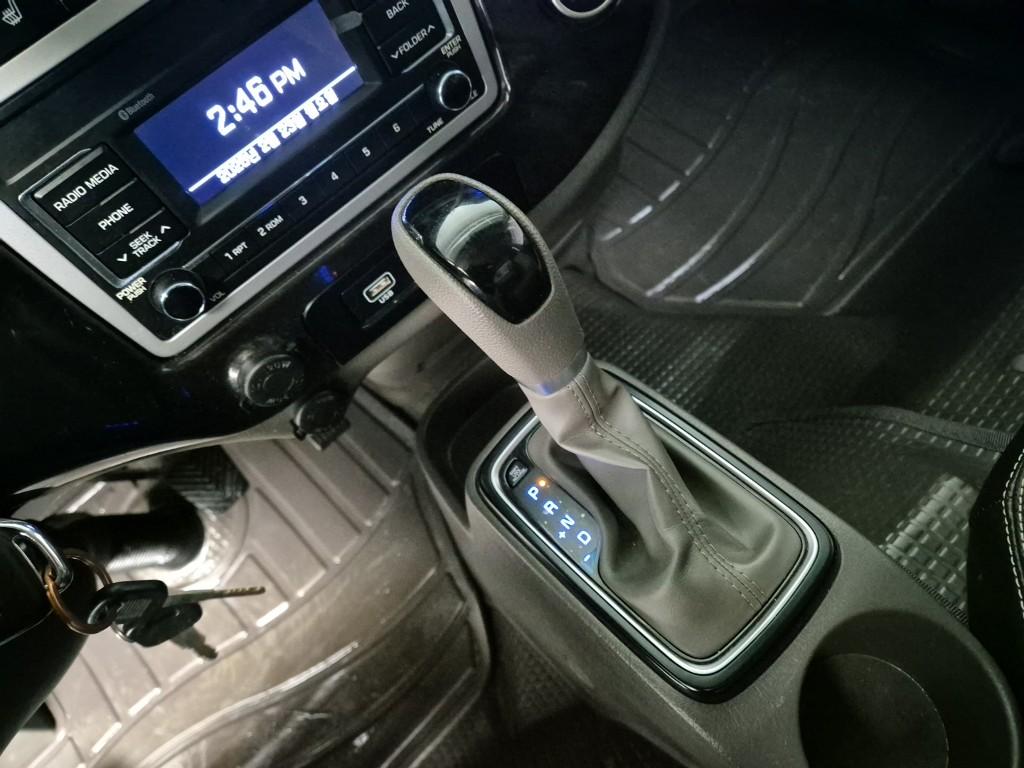 Hyundai Porter II Long Wheelbase Modern LPG 2.5 Turbo Long Wheelbase Super Cab 8