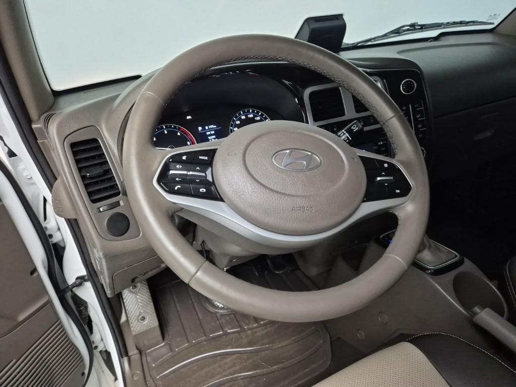 Hyundai Porter II Long Wheelbase Modern LPG 2.5 Turbo Long Wheelbase Super Cab 9